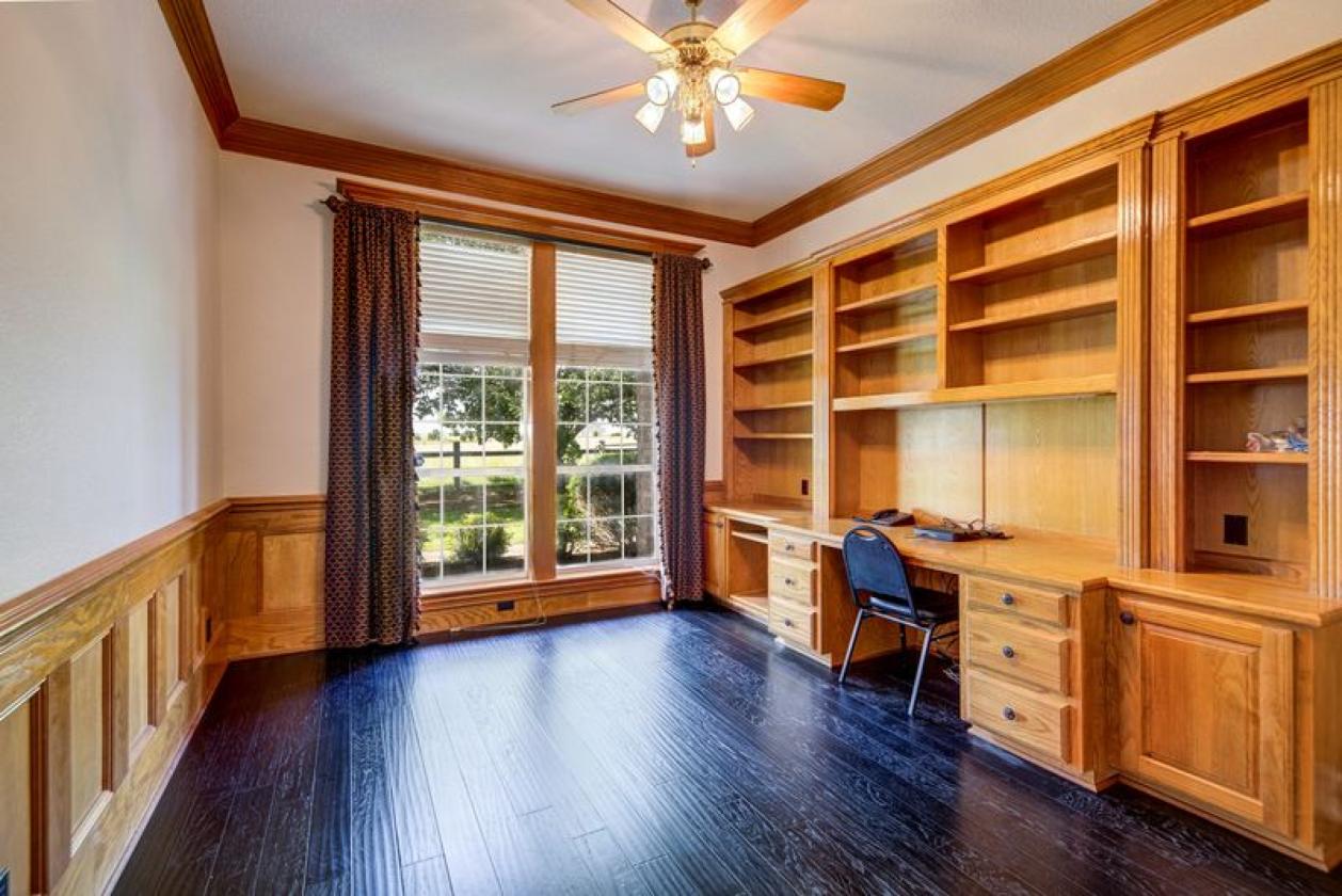 PERFECT HORSE PROPERTY AND MORE!! LARGE REDUCTION! - photo 10