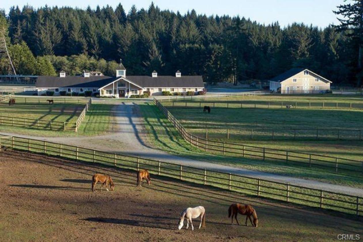 California Redwood Coast Income Horse Property - photo 1