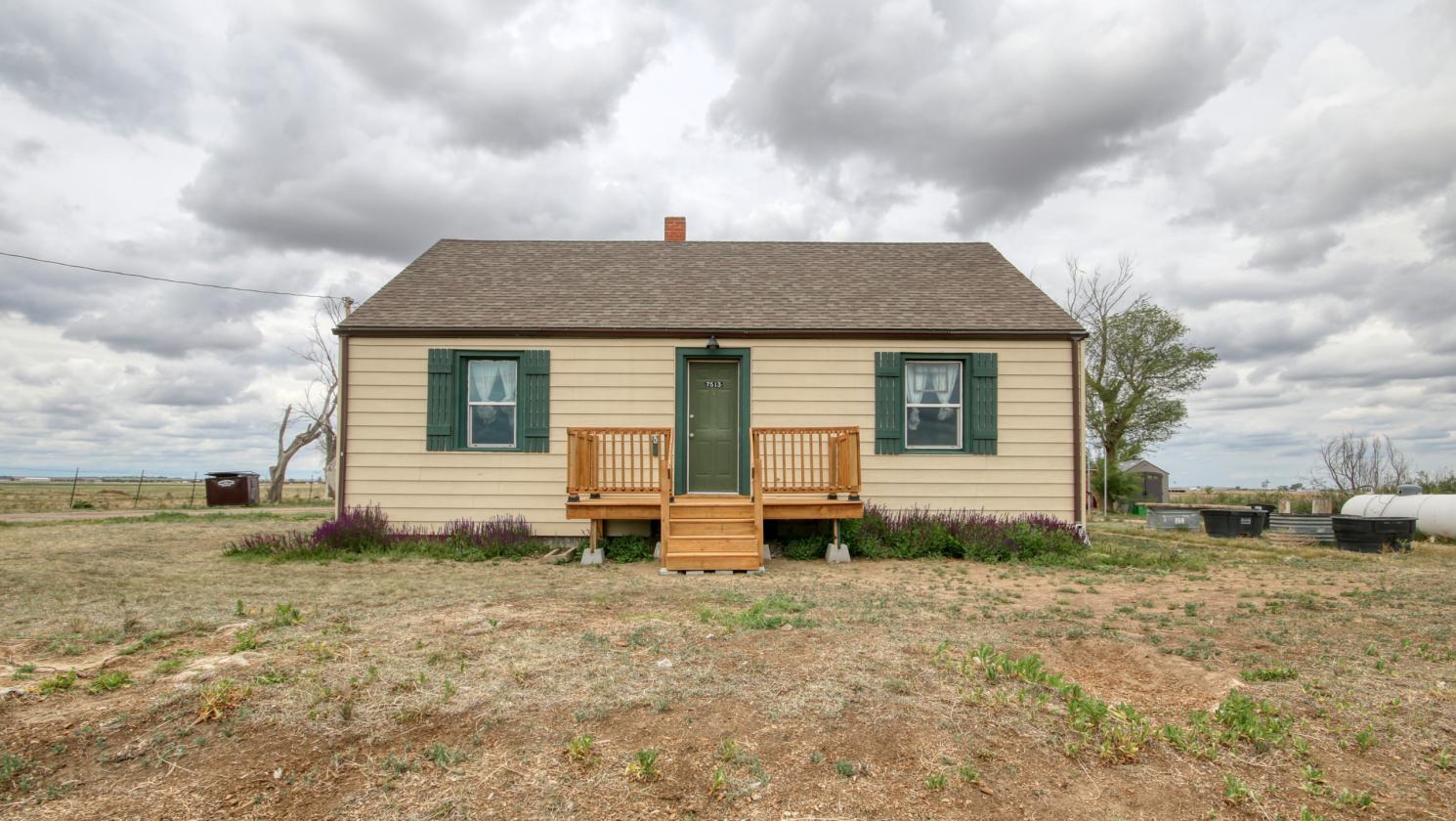 Peaceful Country Lifestyle on 2.5 Acres - photo 9