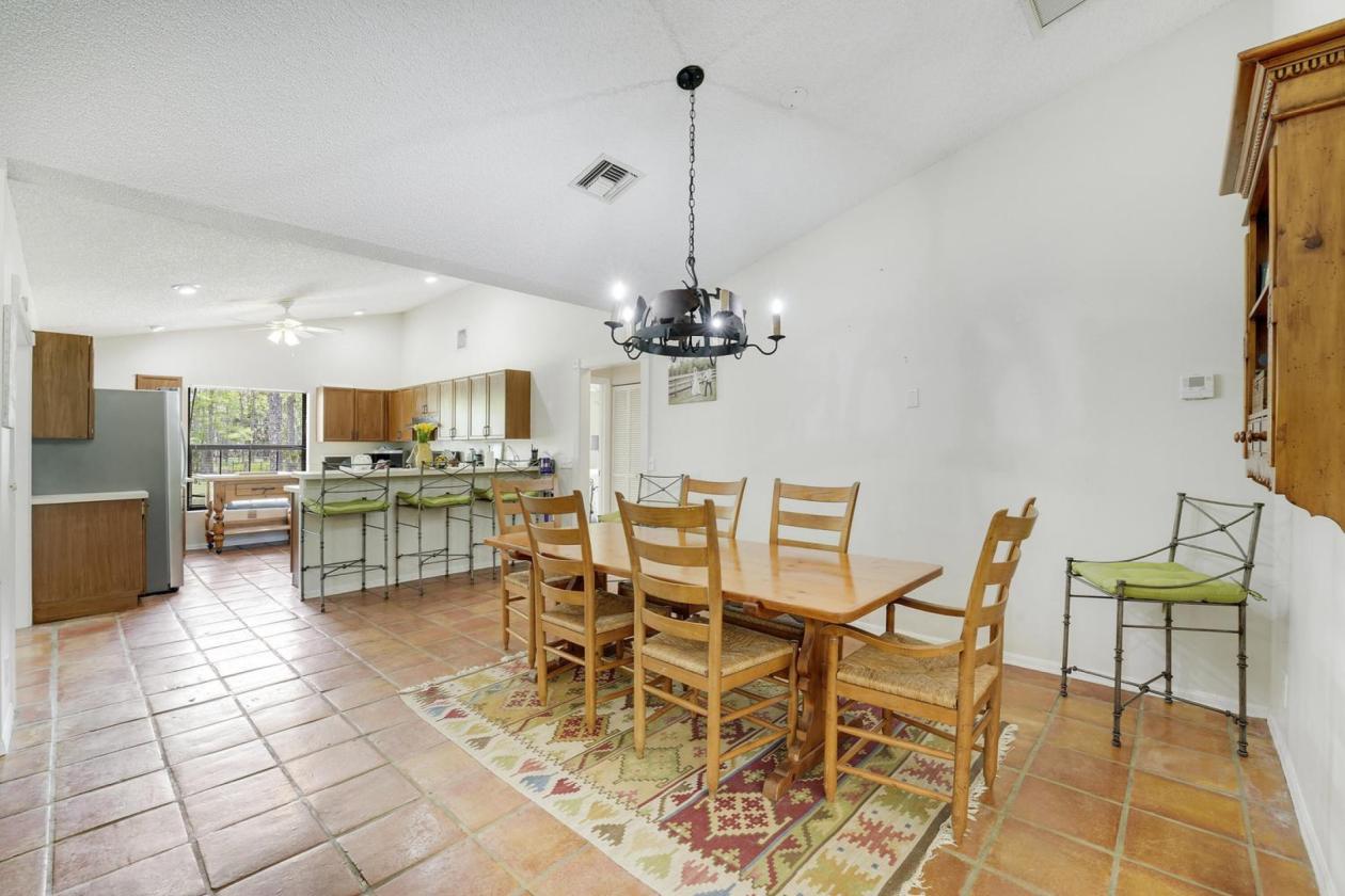 Highly Desired Caloosa Property - photo 5