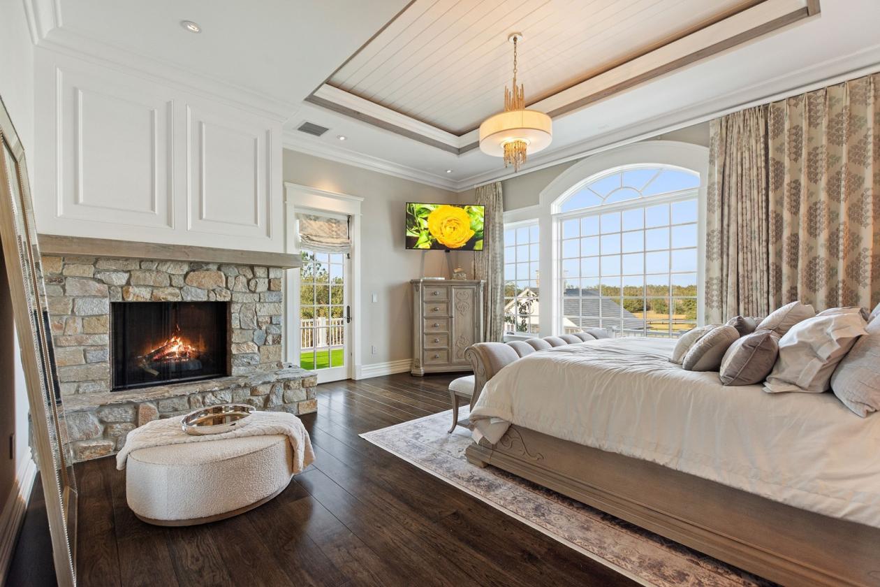 Zoelyon | Equestrian Estate with 5 Stall Barn - photo 19