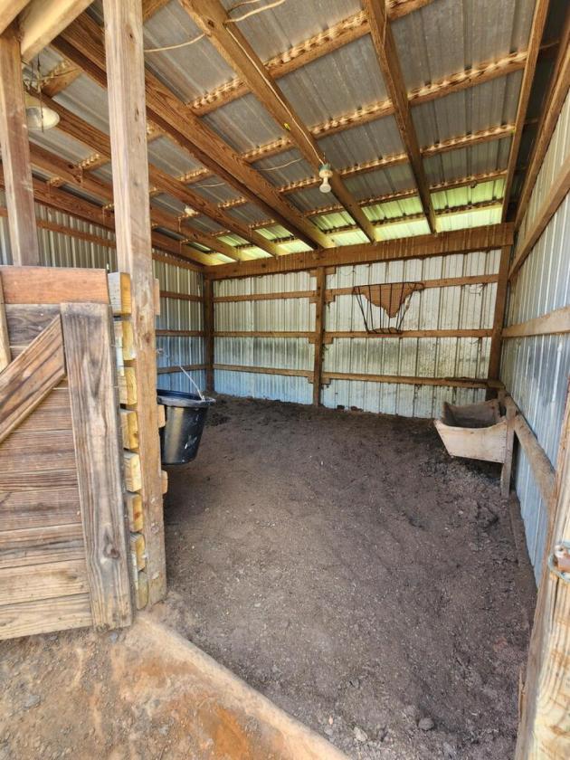 Stunning 22.6-Acre Horse Property - photo 17