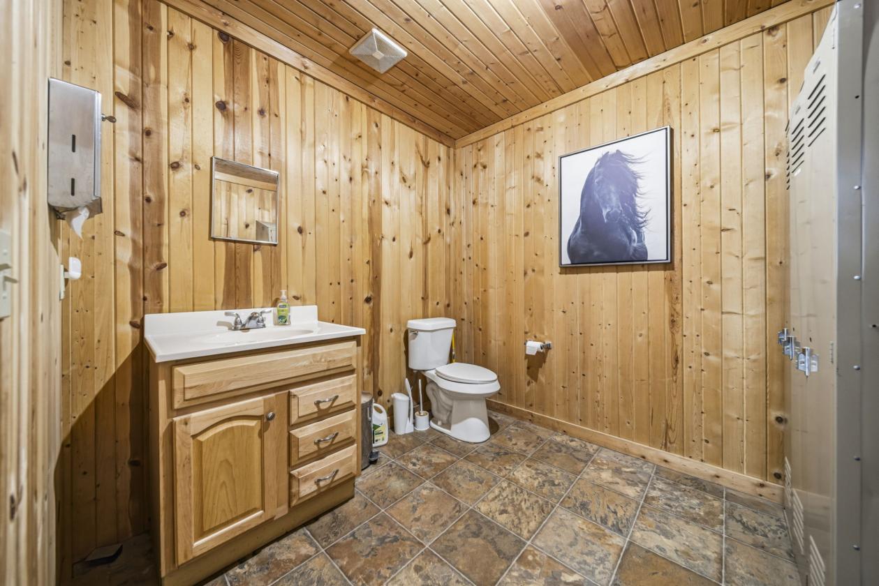 Meadow Creek Ranch Premier  Equestrian Estate - photo 10