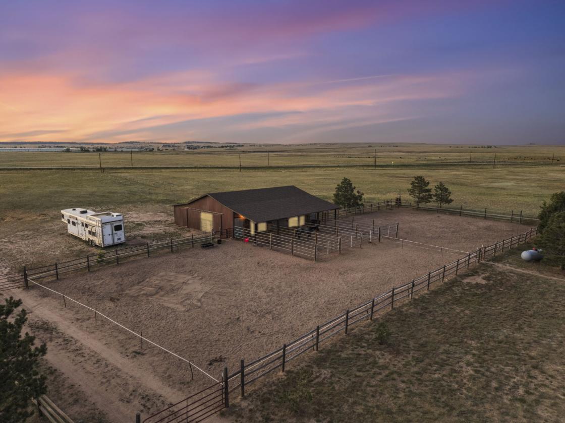 The Hacienda - A Family Horse Centric DREAM - photo 7