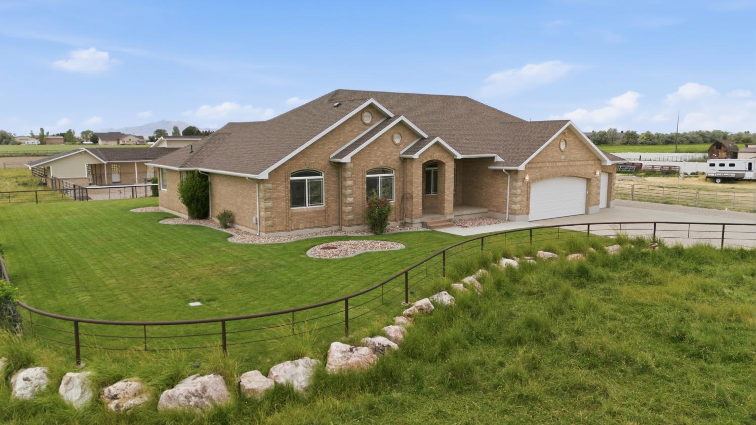 Horse Property with large arena and barn! - photo 27