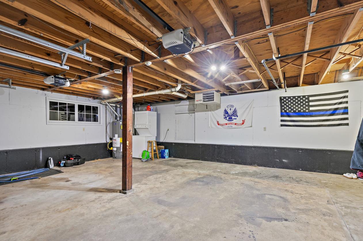 Equestrian Property- Home, Gate House, Arena, Barn - photo 21