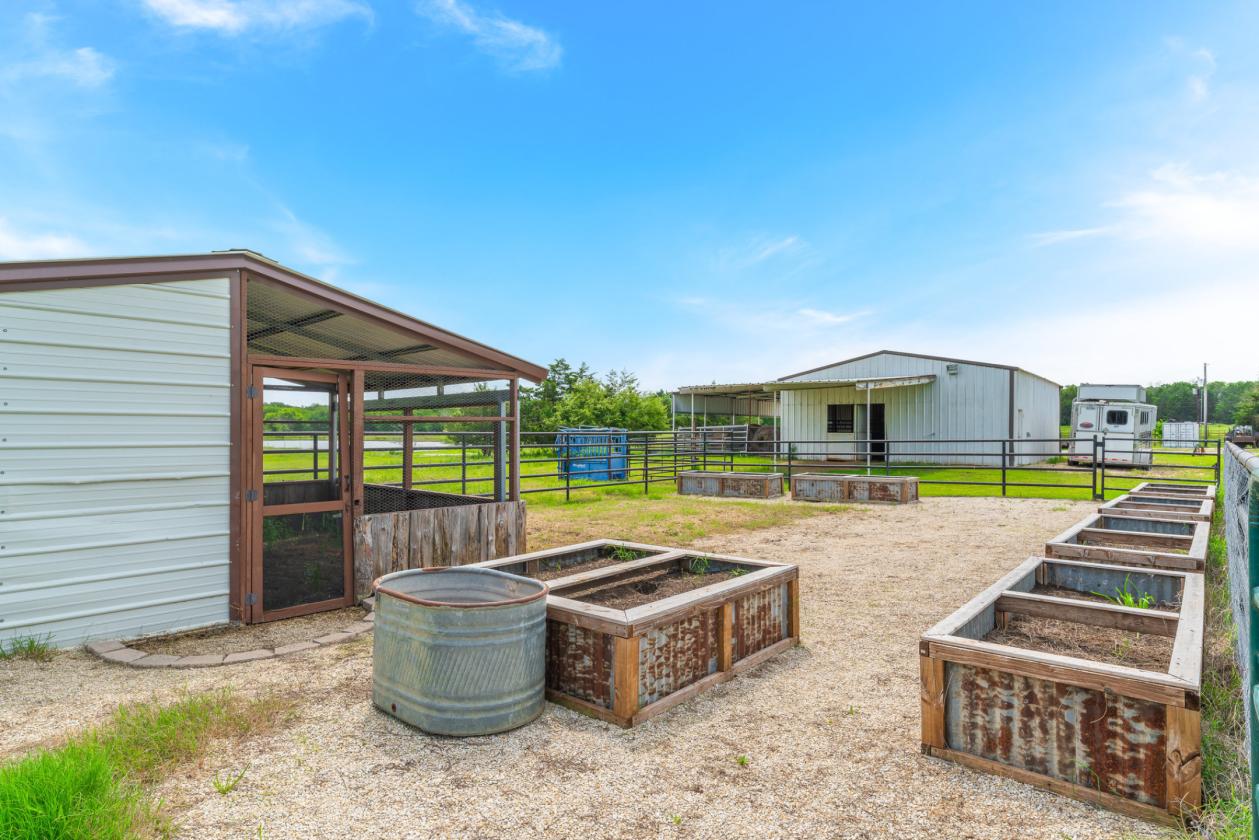 Stunning 15 acres in sought-after Mountain Springs - photo 24