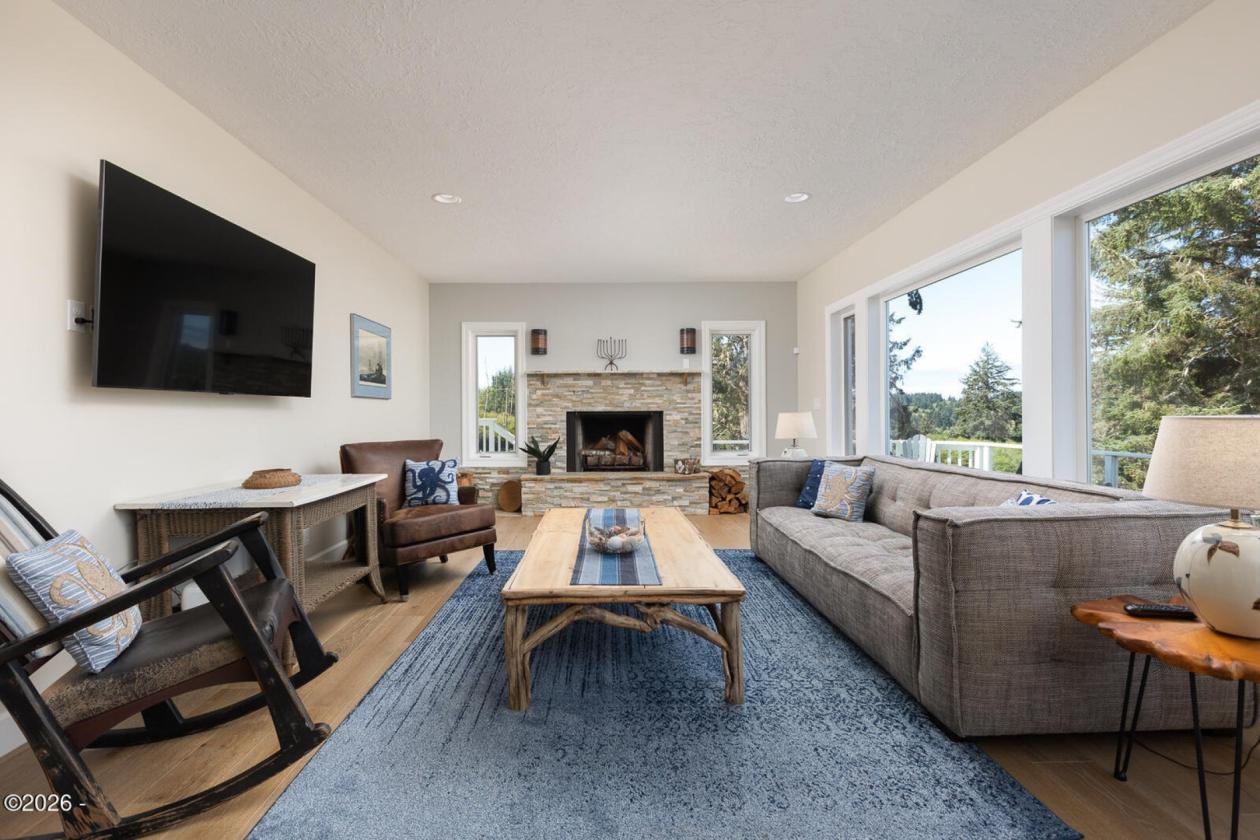 Exceptional Oregon Coast Estate - photo 16