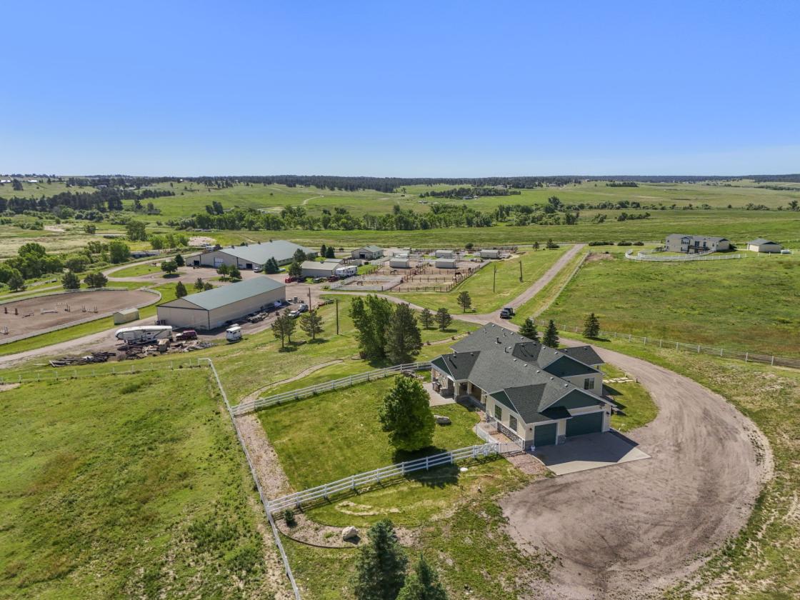 Exceptional Equestrian Estate in the heart of CO - photo 14