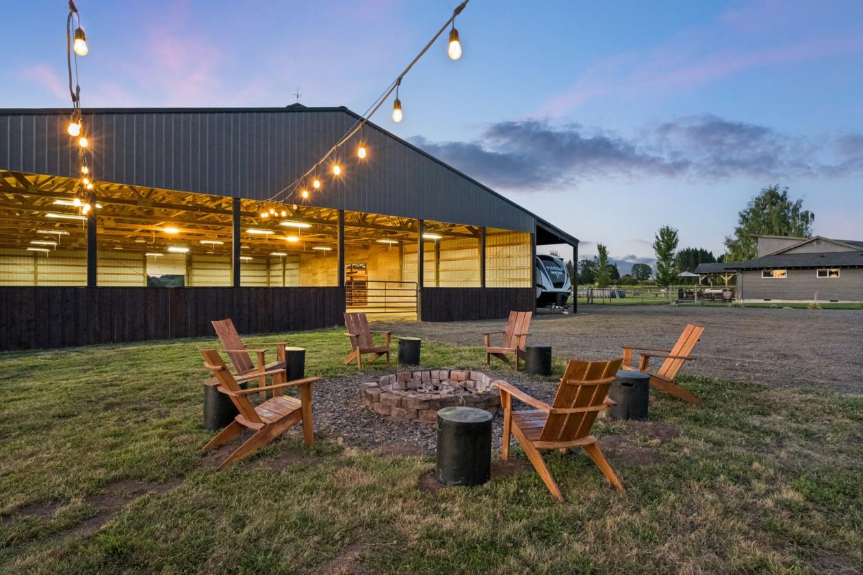 Modern Country Living Meets Equestrian Excellence - photo 11