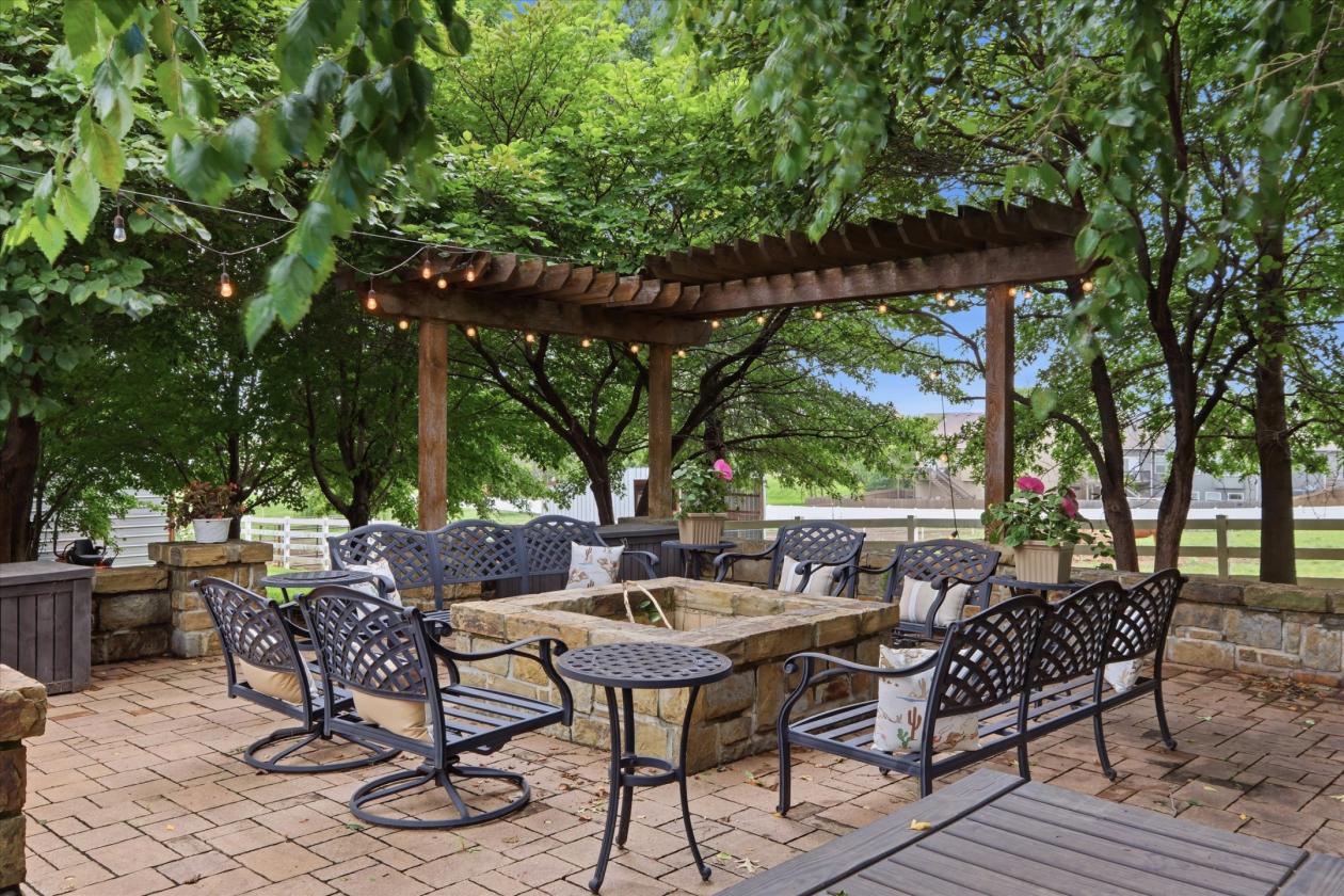 Premier Equestrian Estate on Nearly 20 Acres - photo 24