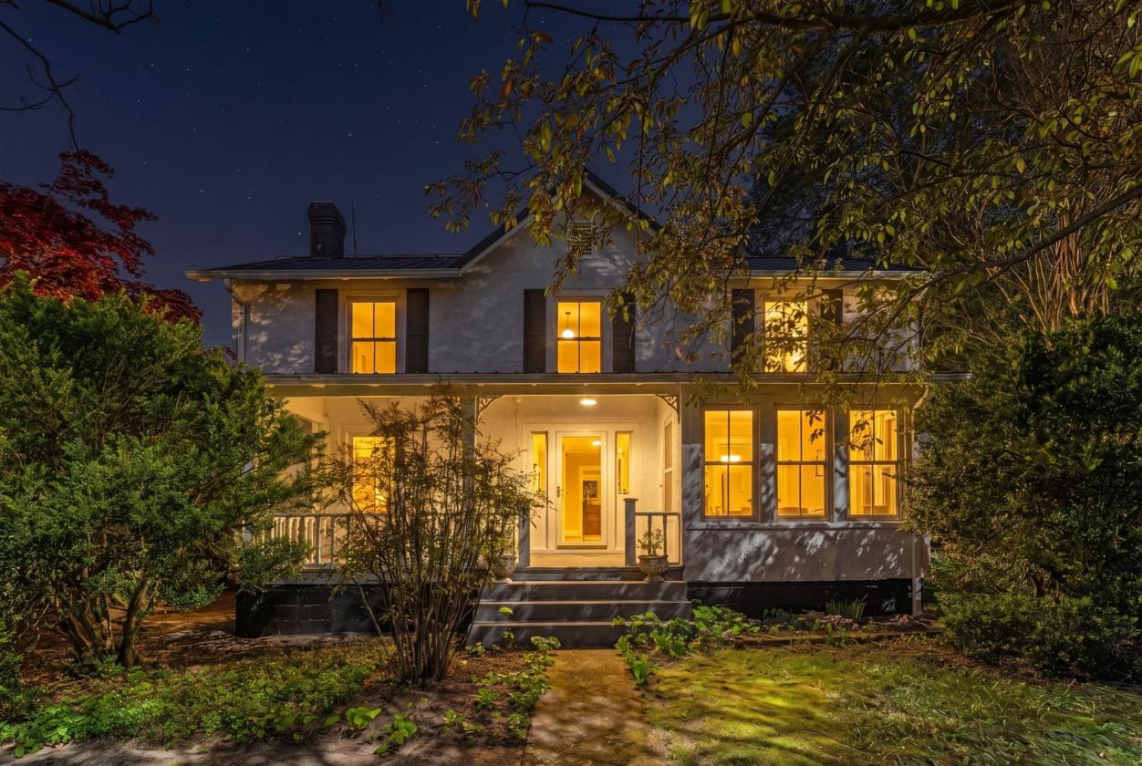 Equestrian Dream: Arenas, Homes & Charm - photo 3
