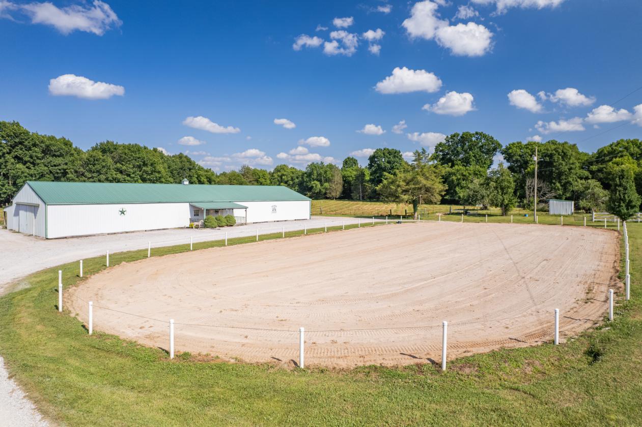 G&G Stables: 18+ acre Horse Facility - photo 4