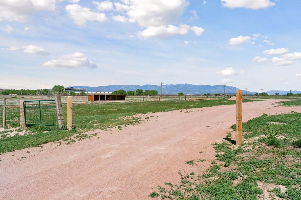 200-Acre Ranch | Arena + Motocross + Pikes Peak - photo 5