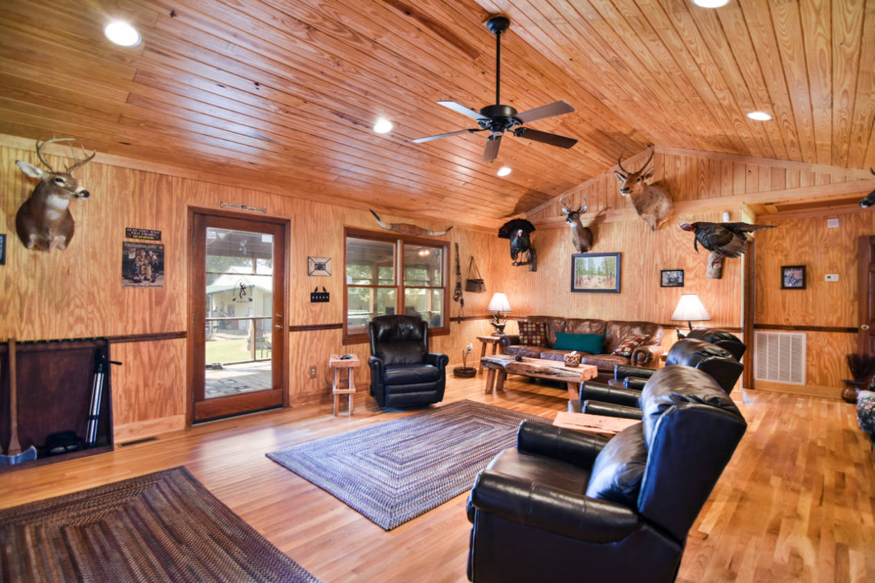 Amazing Stonewall Plantation on Approximately 80 Acres! Clinton