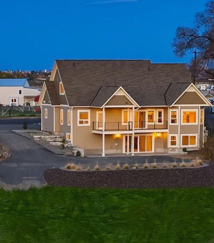 LAKEFRONT EQUESTRIAN ESTATE- TURNKEY, MULTI-USE - photo 5