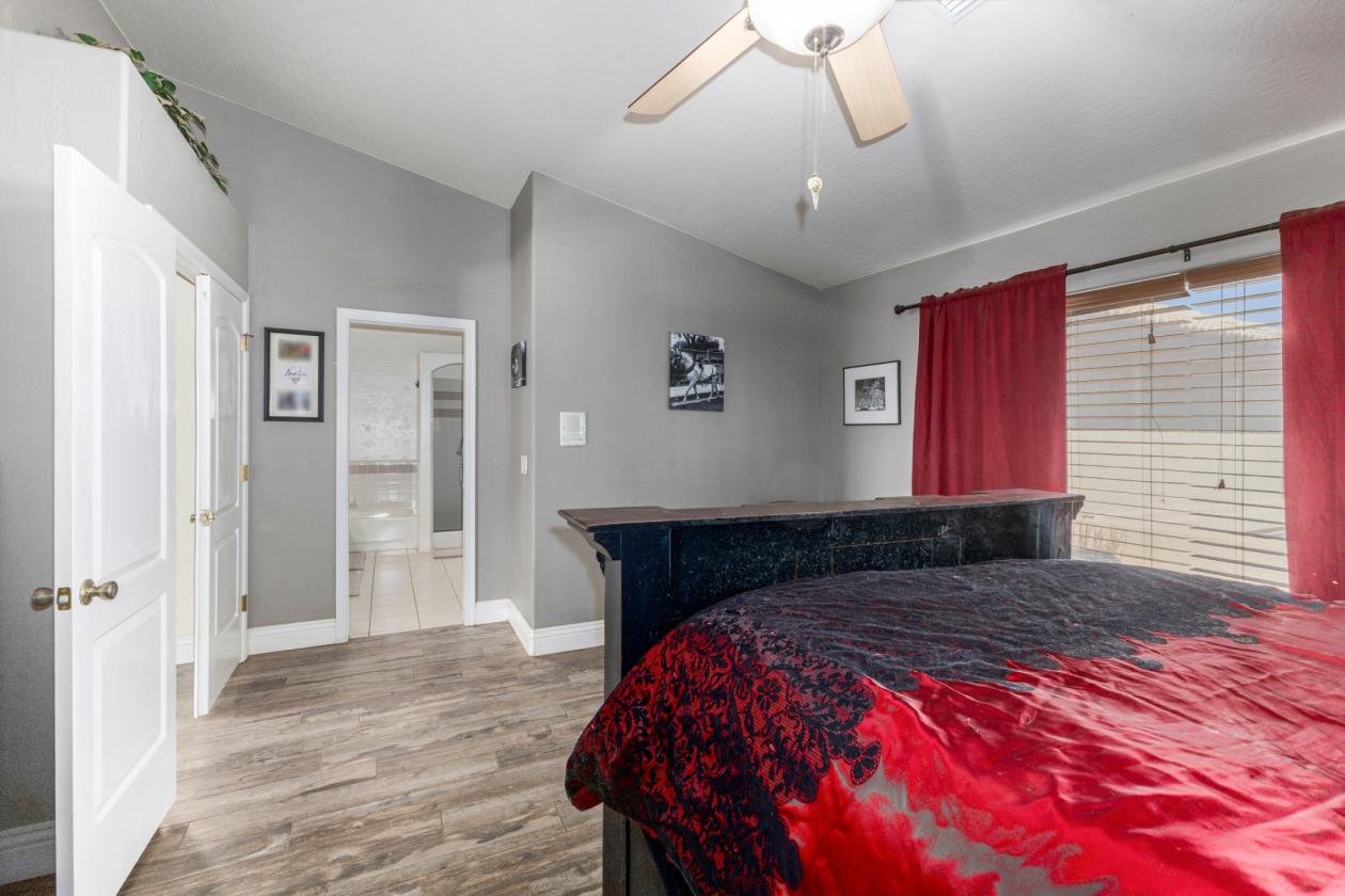 Equestrian Property in the heart of Desert Hills - photo 12