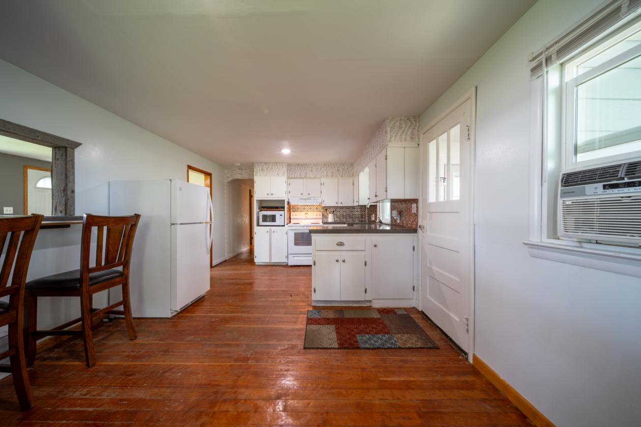 A Grand Wyoming Equestrian Estate Near Yellowstone - photo 27