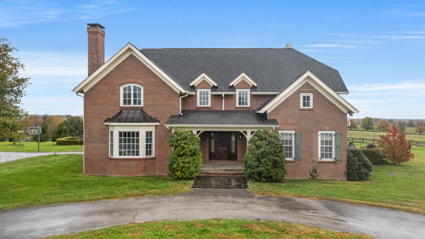 Turn-Key Horse Farm in the Heart of the Bluegrass - photo 17
