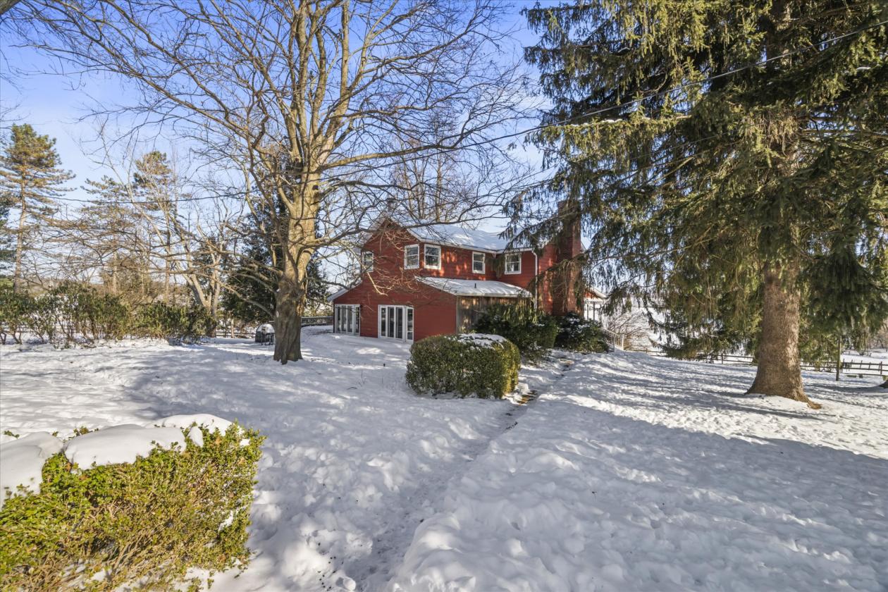 37-Acre 32 Stall Equestrian Estate w/ INDOOR - photo 17