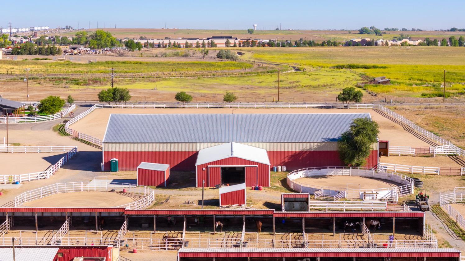 Exceptional 6.9-Acre Equestrian Property - photo 8