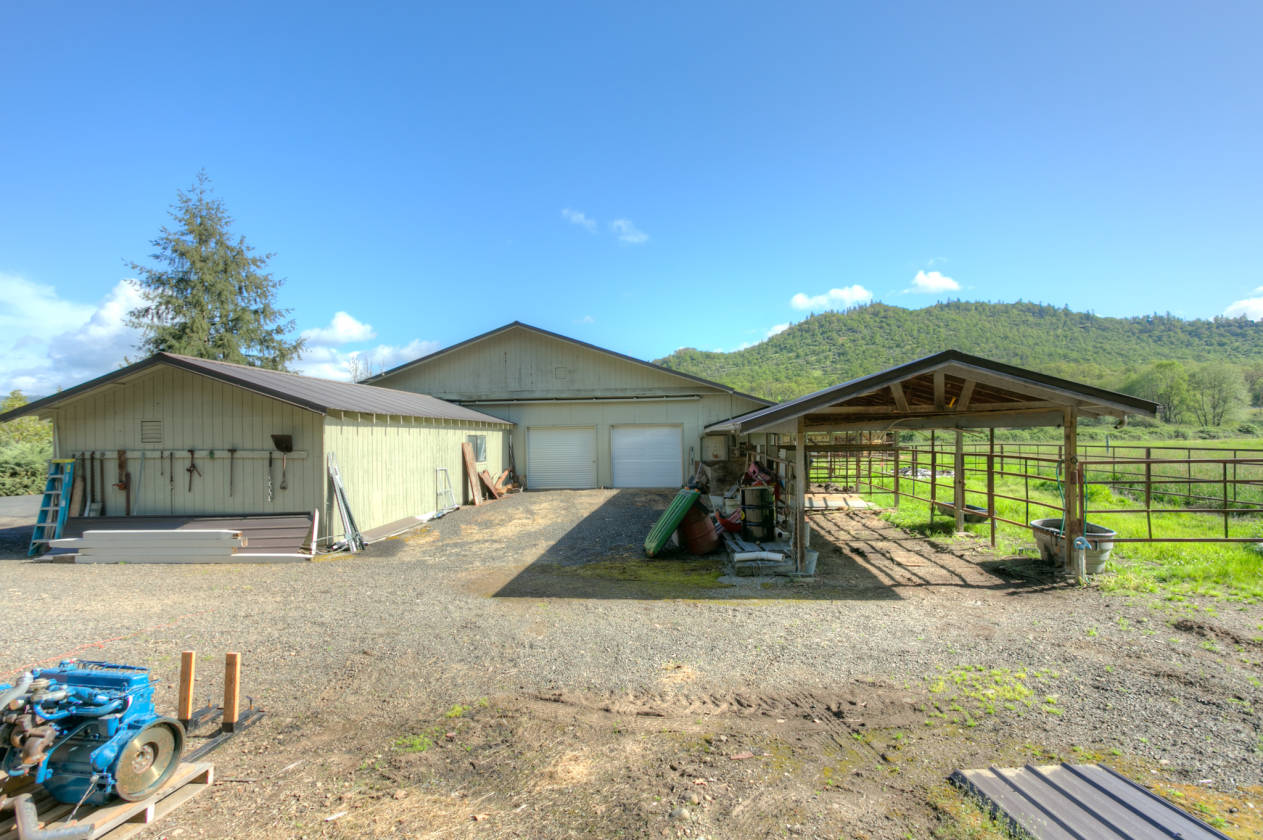 Delightful Dream Oregon Horse Property Eagle Point, Jackson County