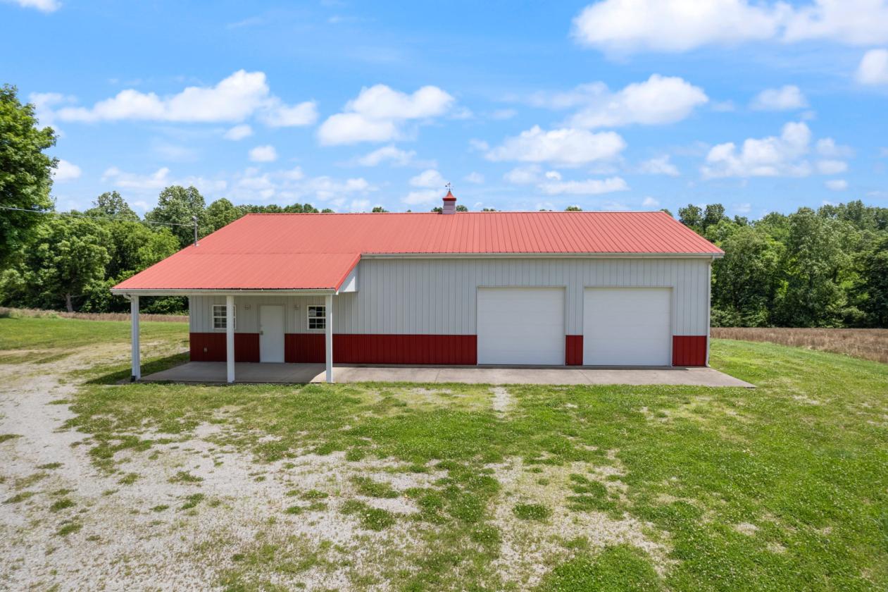 17 Unrestricted Acres w/Bldg. S. Central KY! - photo 5