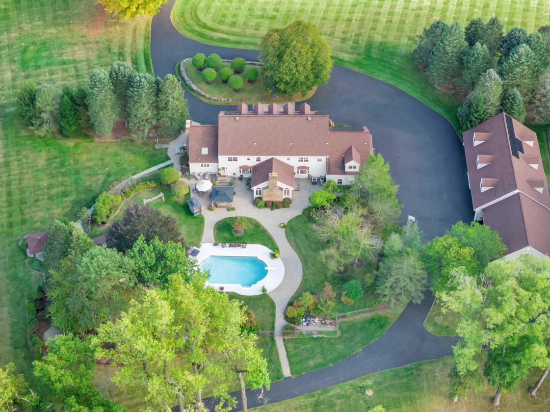 Extraordinary 30-Acre Equestrian Estate! - photo 14