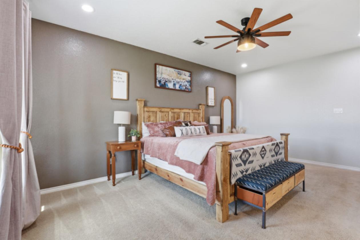 PRICE UPDATE! Turn-key horse property - photo 13