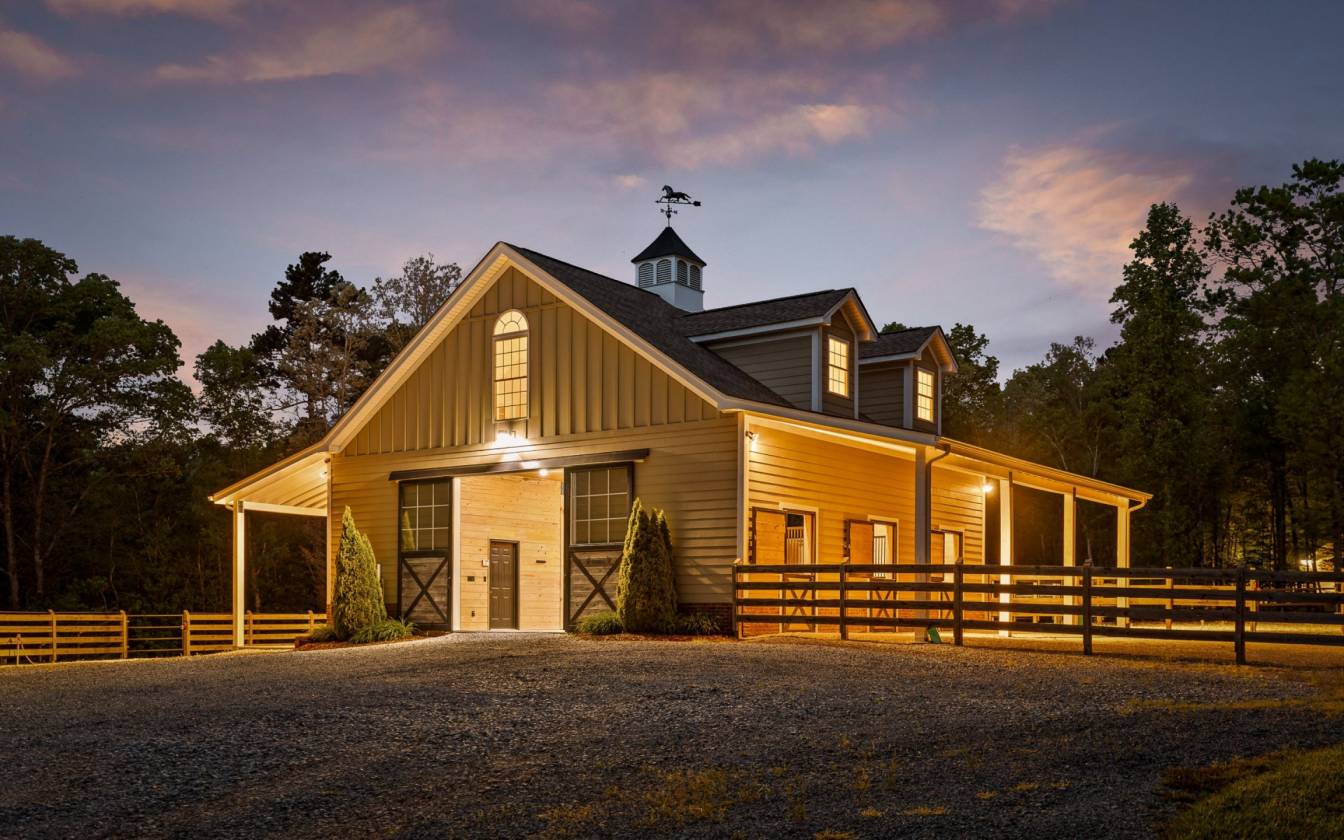 Horse Property for sale.