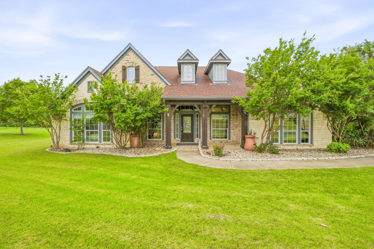 Luxury Home & Horse Property | Granbury - photo 1