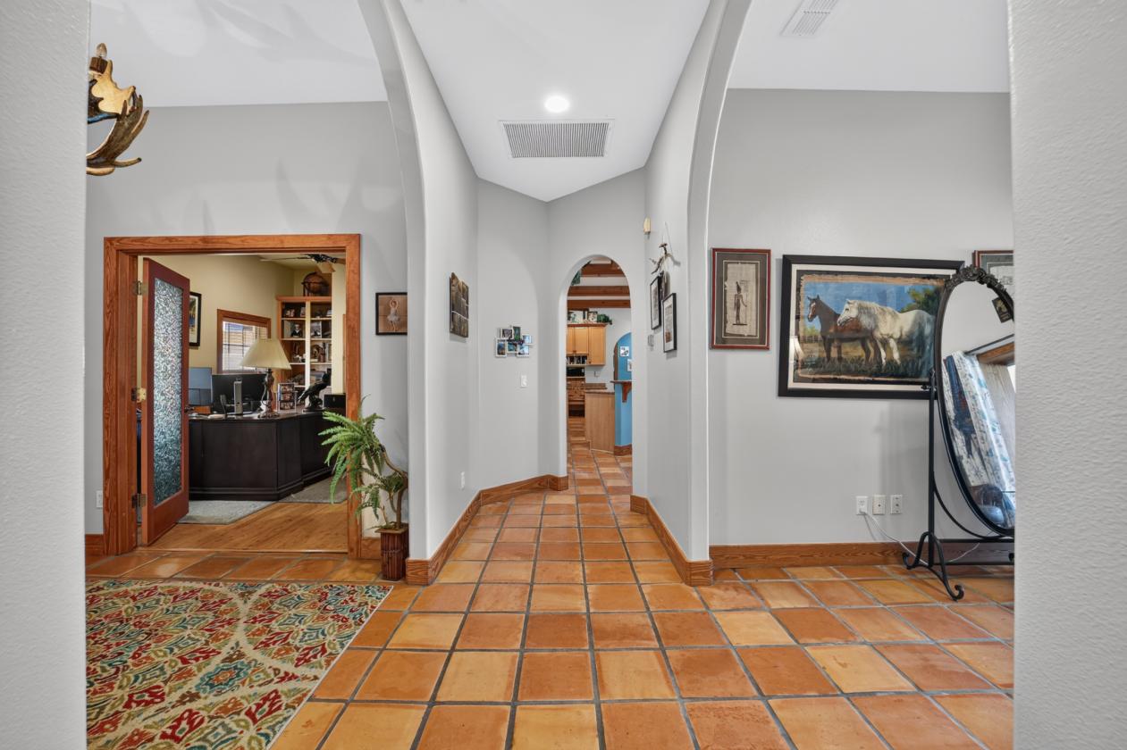 Luxury Living. Equestrian Excellence. - photo 19