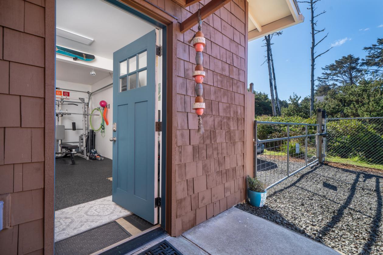 1.32 Acres with Panoramic Pacific Ocean Views - photo 16