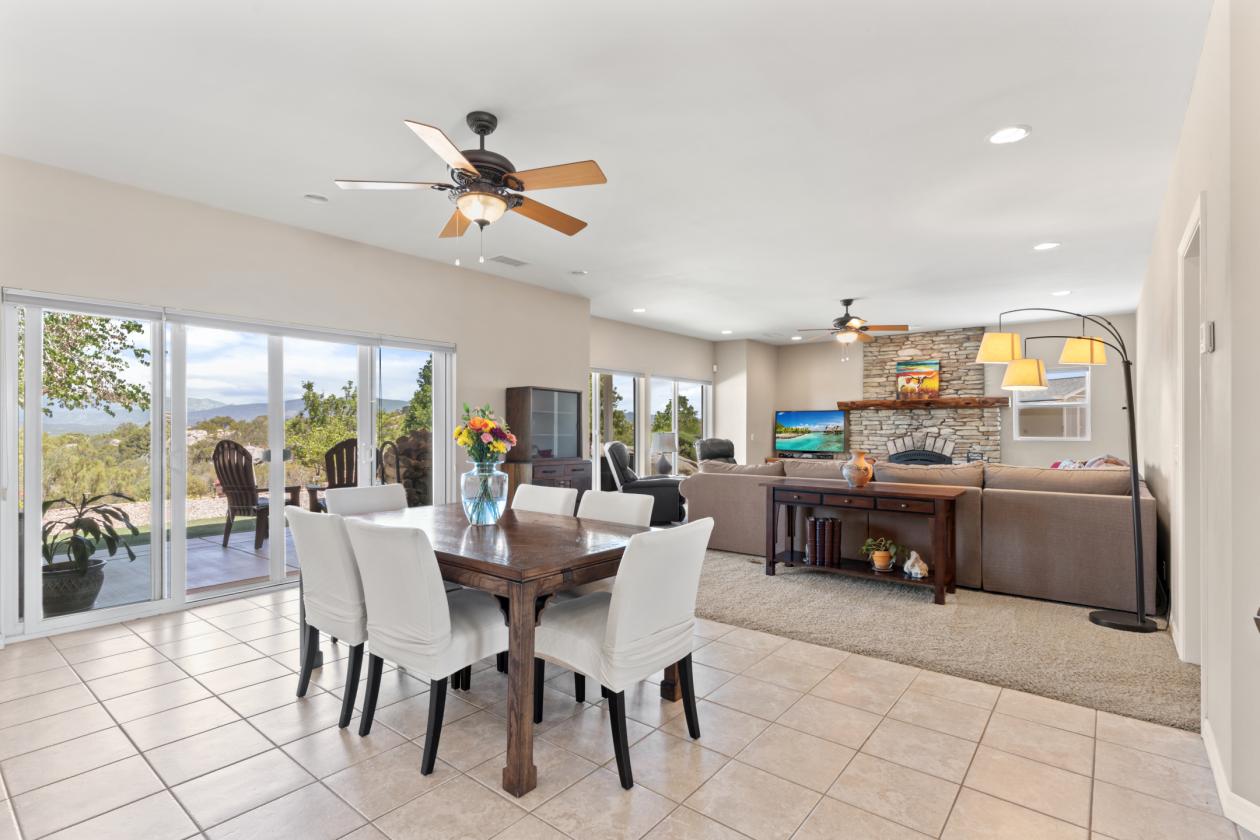 Custom 5-Acre Horse Ranch with Stunning Views - photo 8
