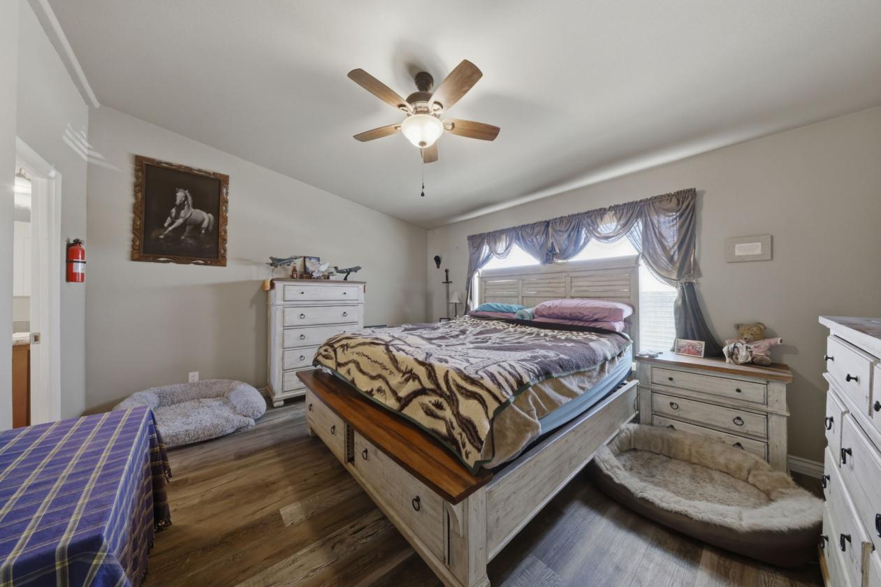 Hilltop Horse Property on 4.13 Fenced Acres — Ride - photo 15