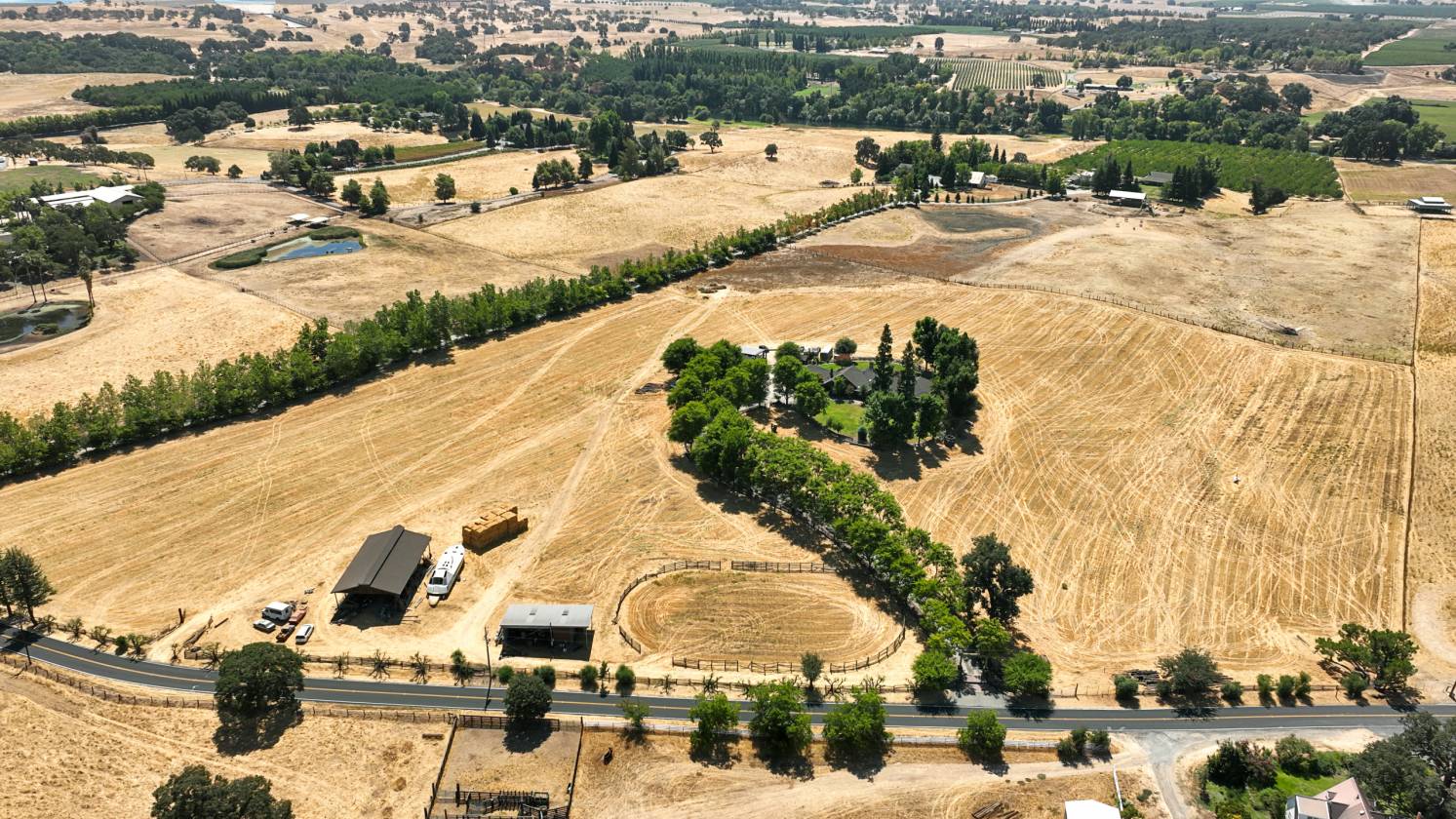 Horse Property for sale.