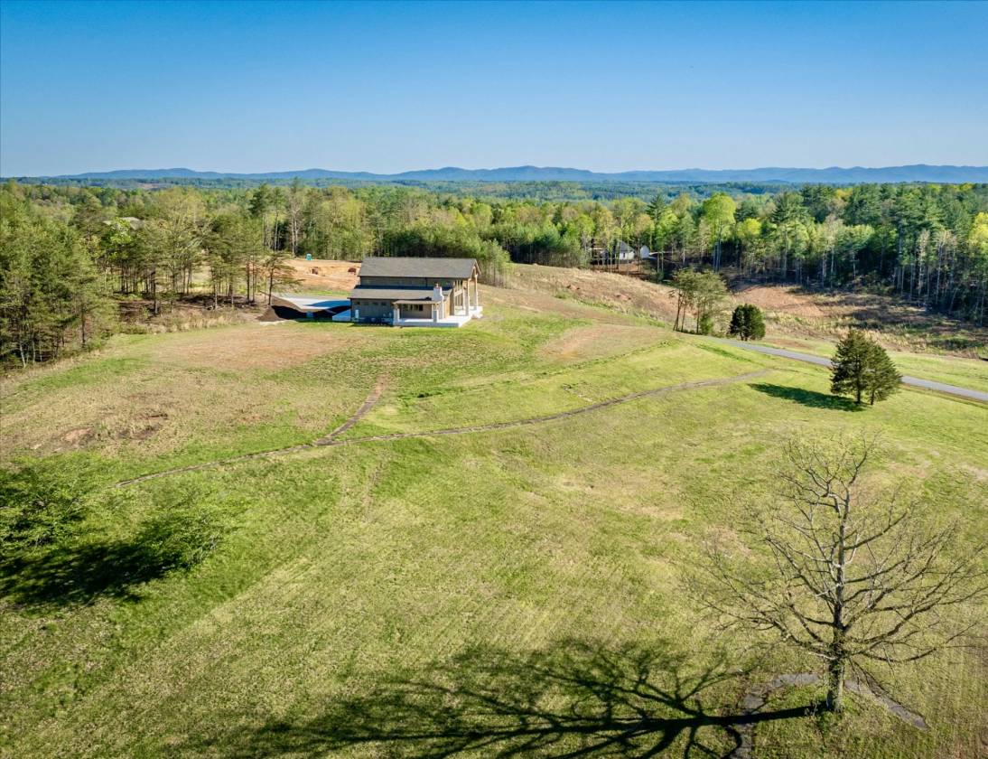 Luxury Barndominium, The Coves Mountain River Club - photo 5