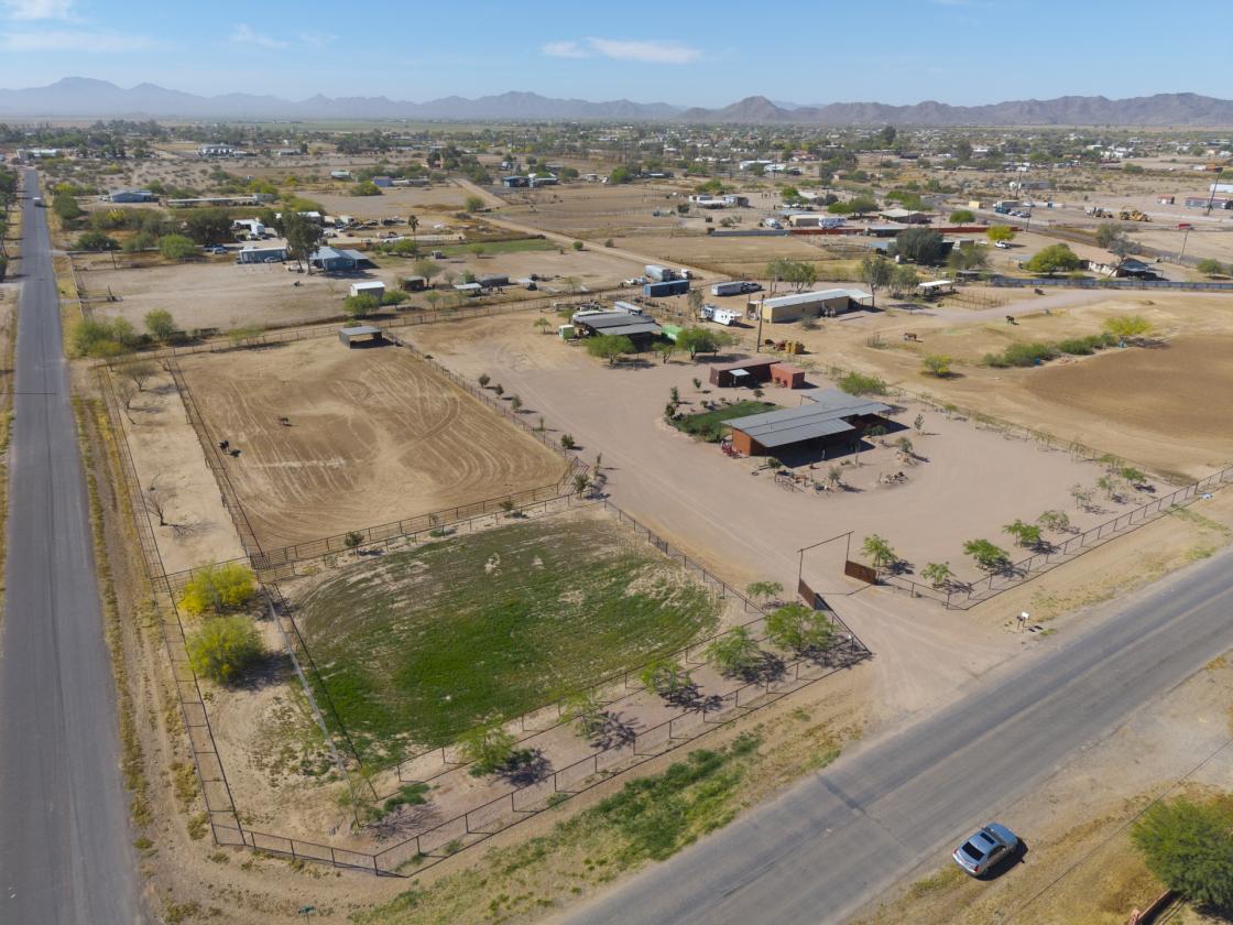 Move in ready horse property - photo 25