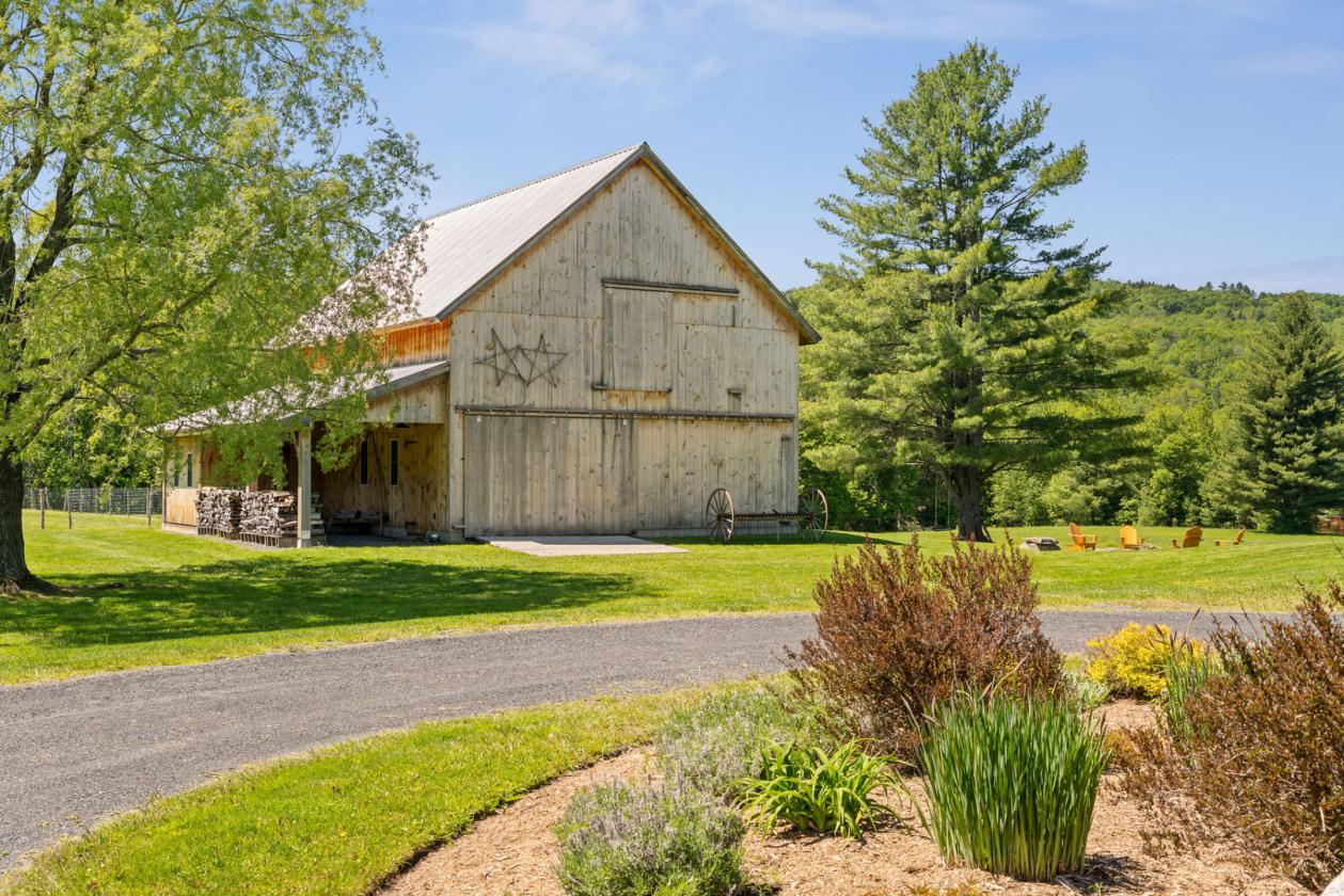Equestrian estate with gorgeous Sugarbush views - photo 26