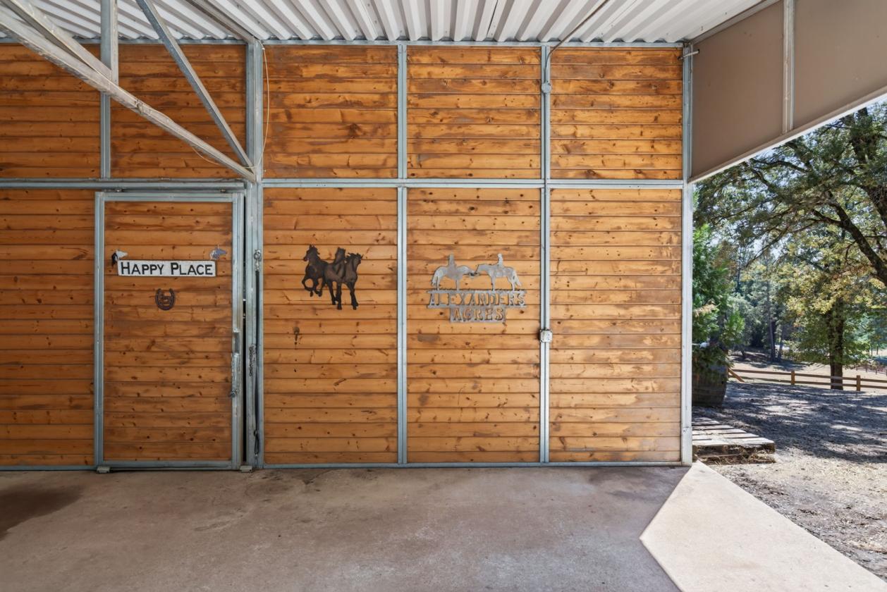 The Equestrian Lifestyle You've Been Waiting For - photo 10