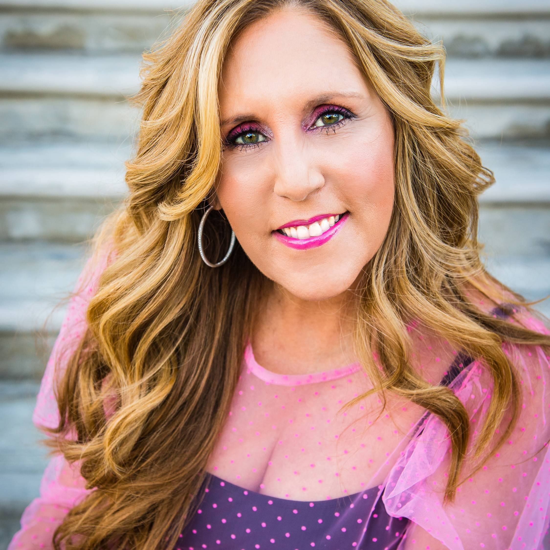 Agent profile picture.