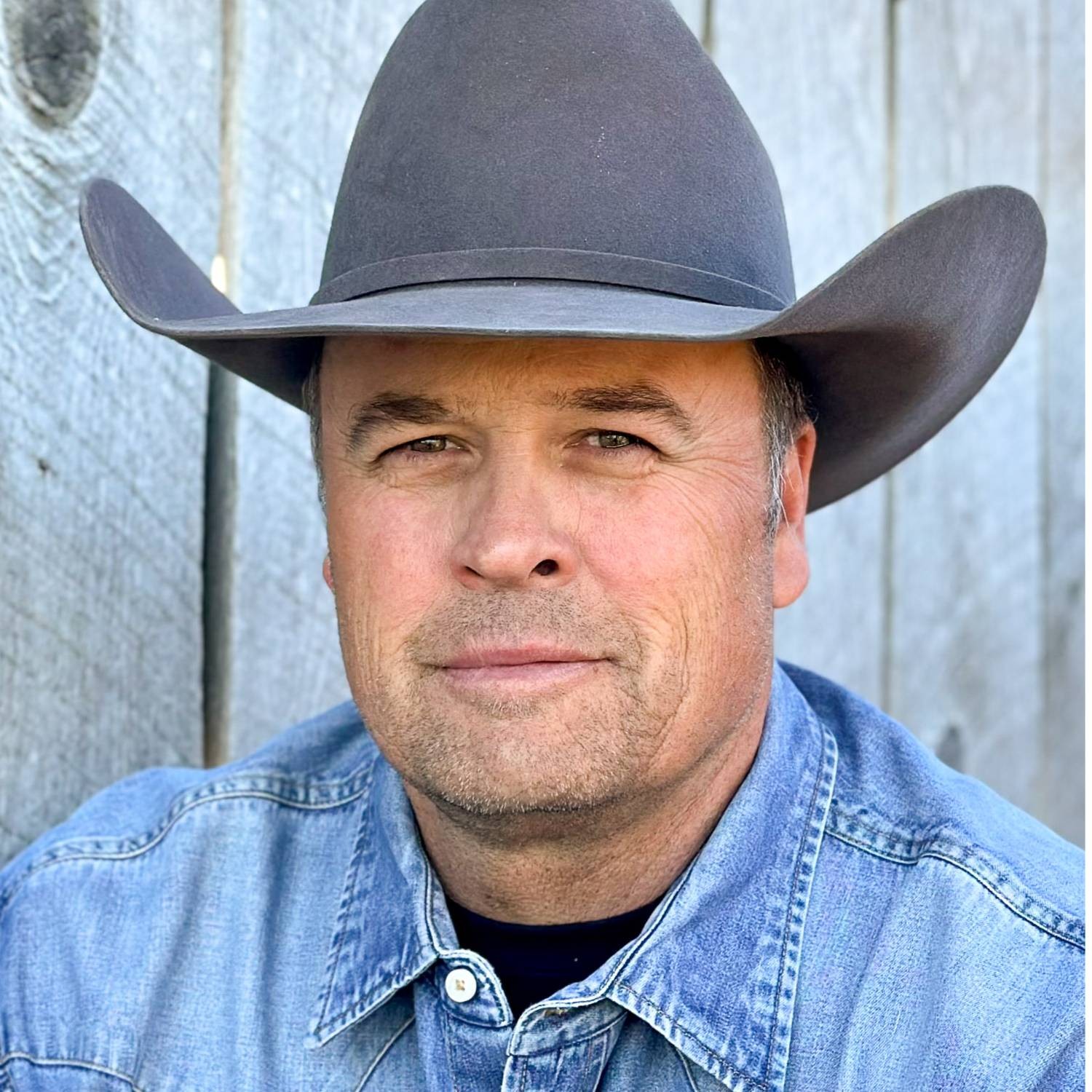 Agent profile picture.