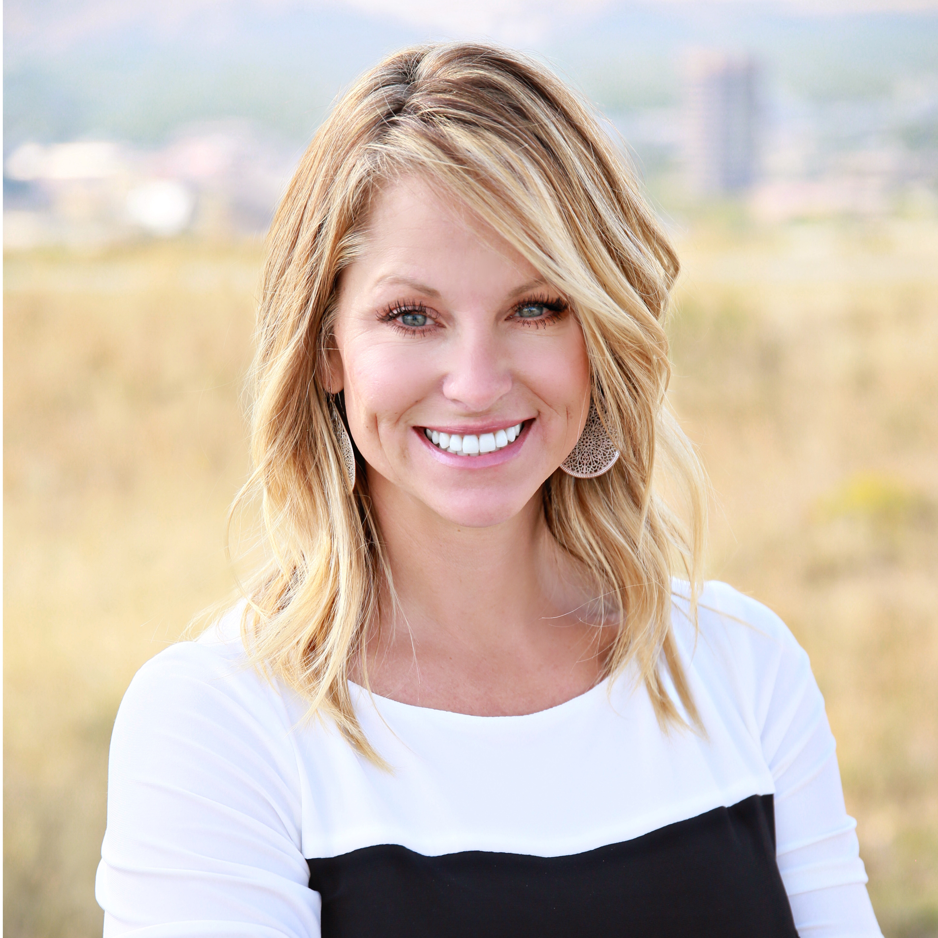 Agent profile picture