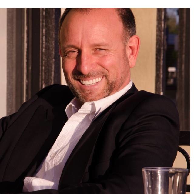 Agent profile picture