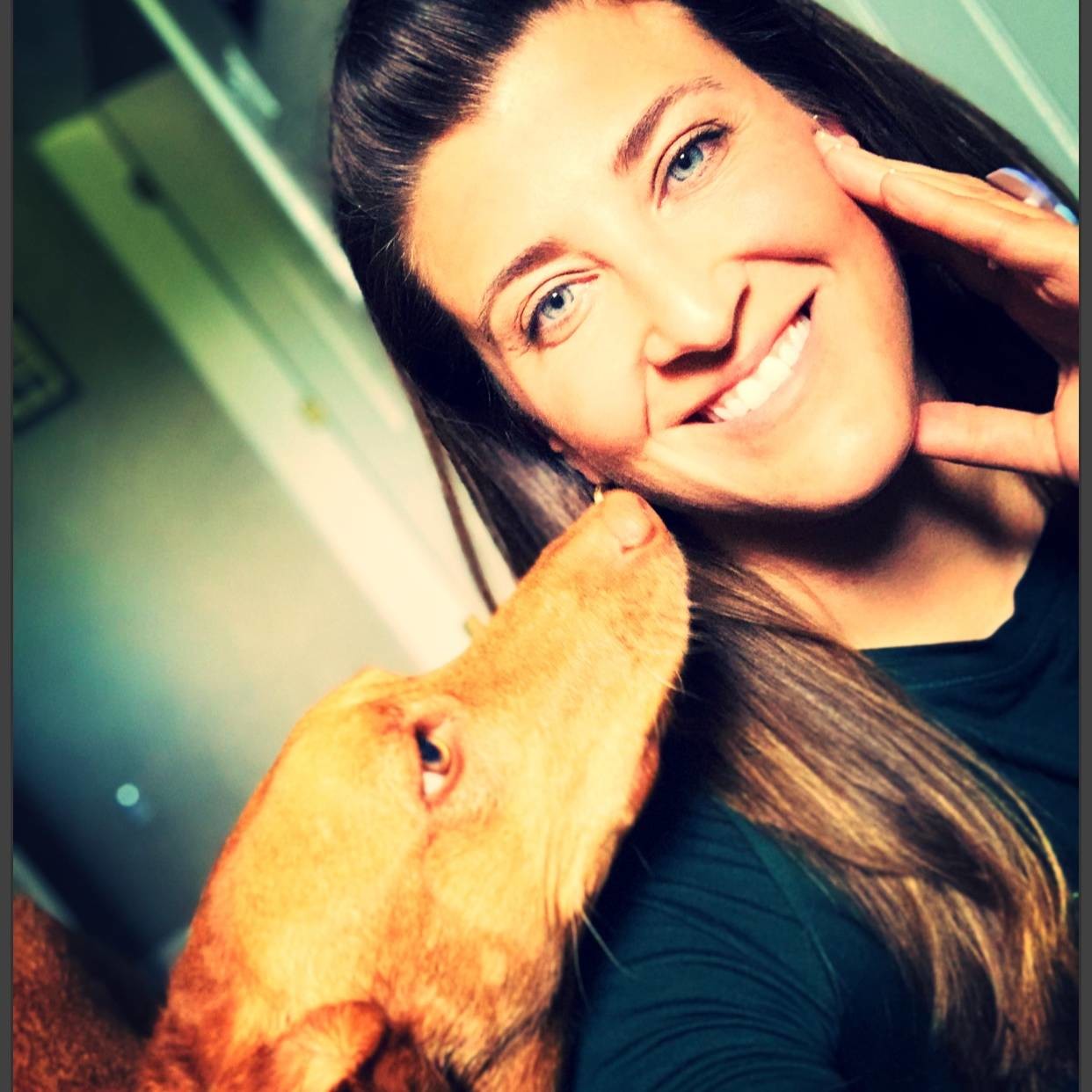 Agent profile picture.