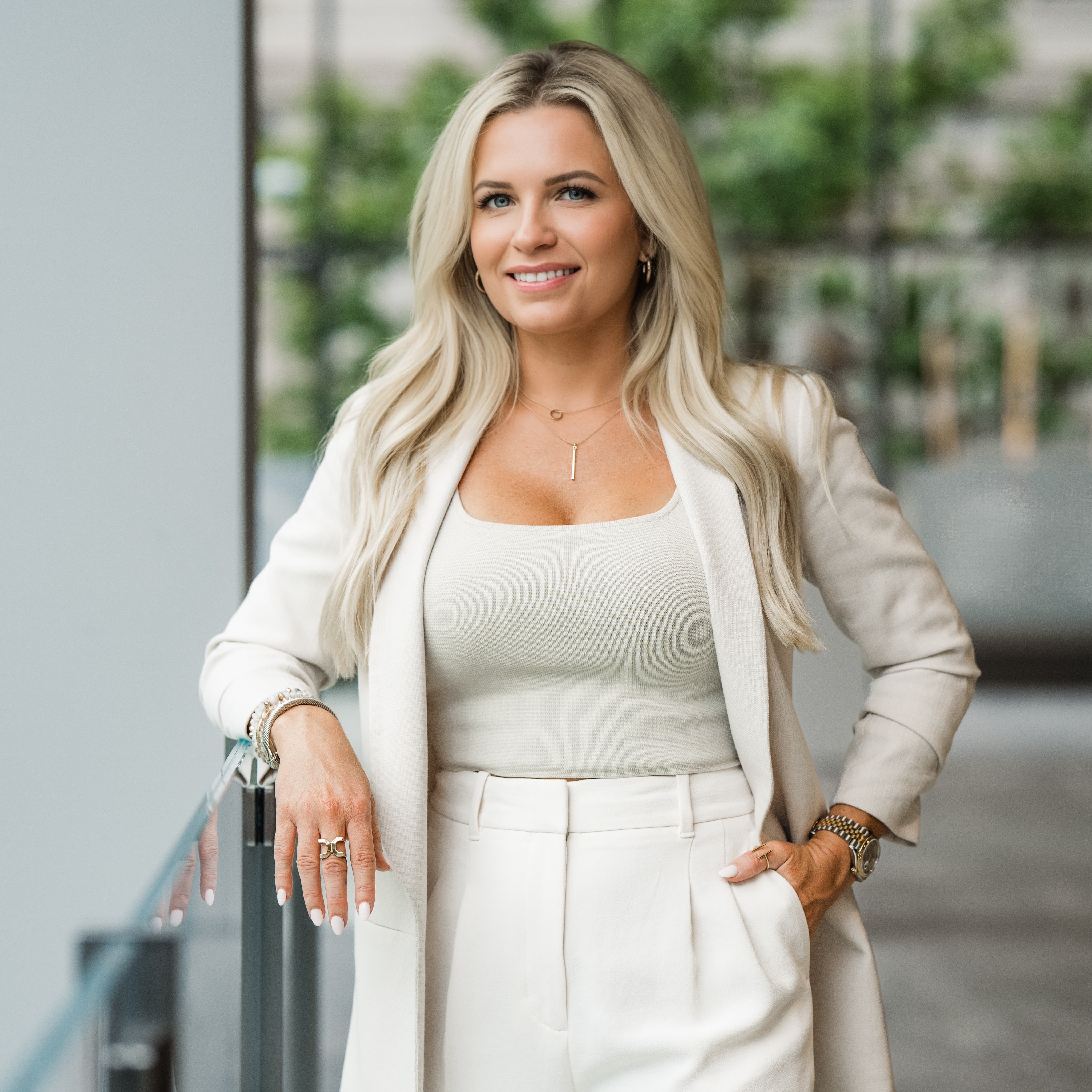 Agent profile picture