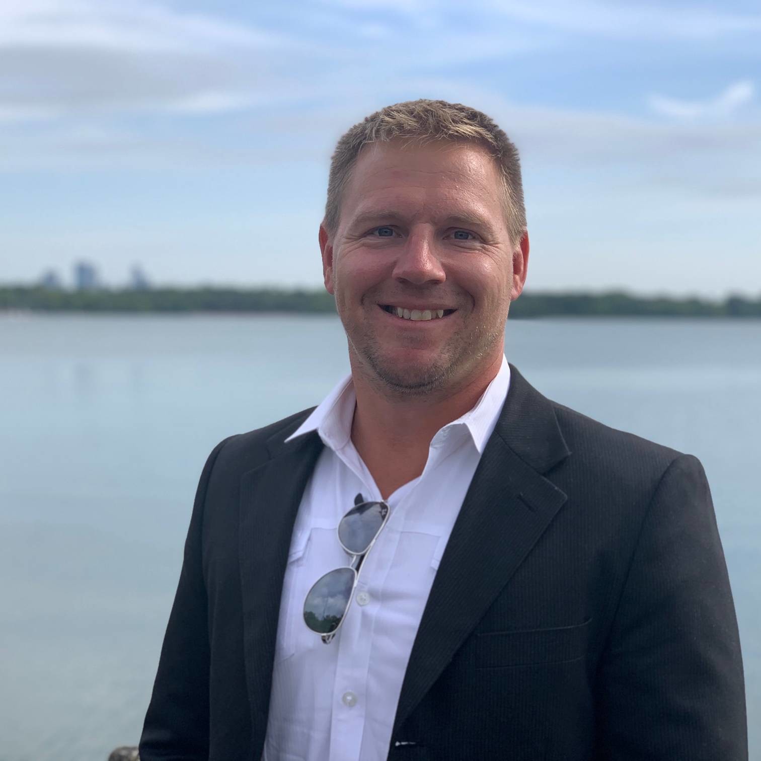 Agent profile picture