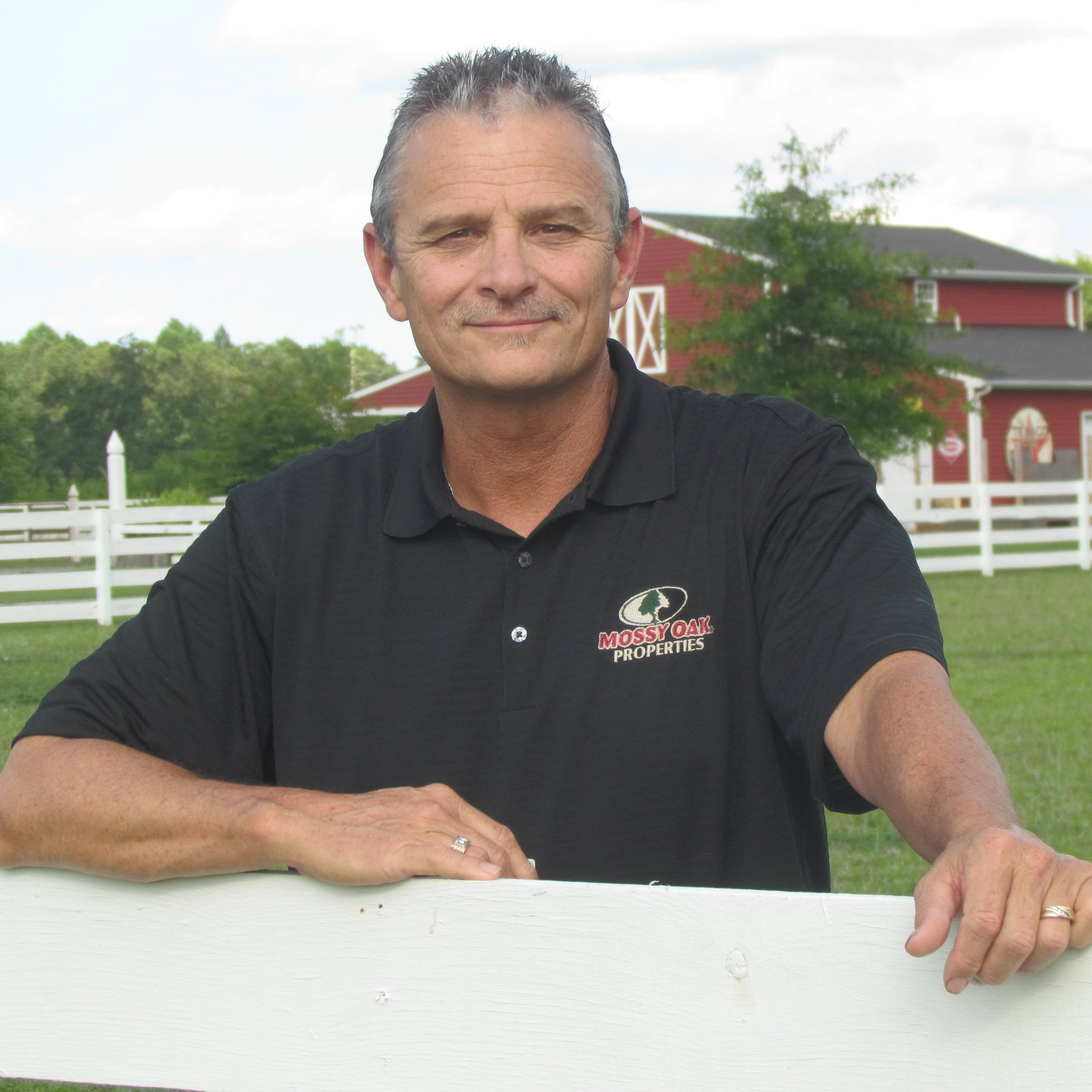 Agent profile picture.