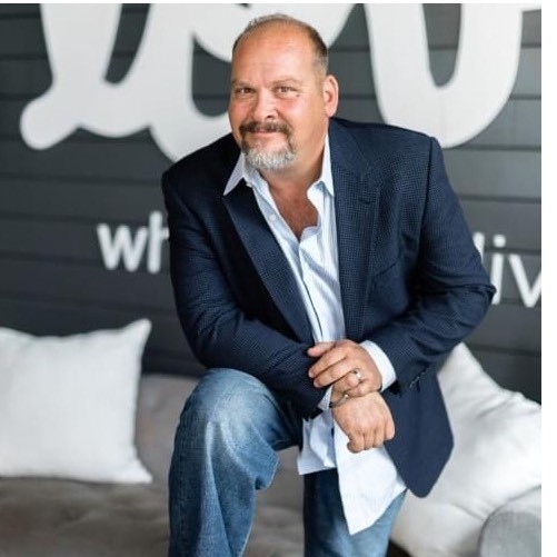 Agent profile picture.