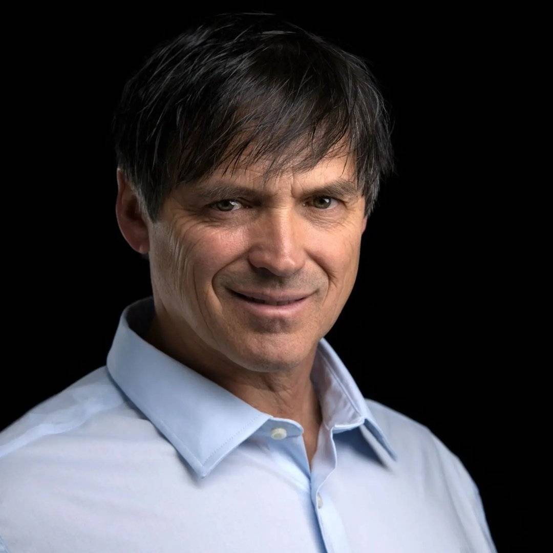 Agent profile picture.